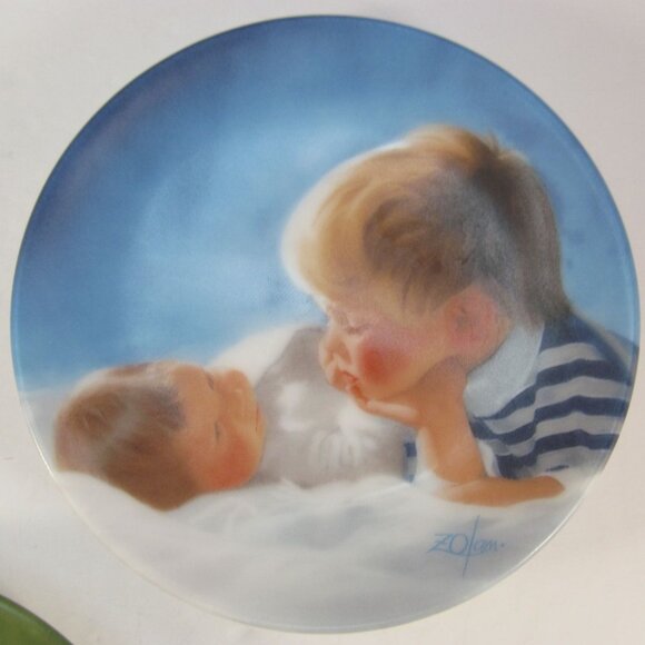 Vintage Pemberton & Oakes Miniature Decorative Plates by Donald Zolan Set of 5 - Picture 6 of 12